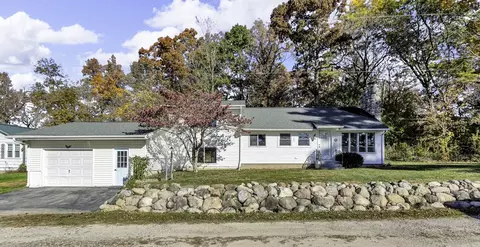 189 Goldsmith Dr, Clarklake, MI 49234