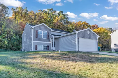 407 Ridgeline Rd, Springfield, MI 49037