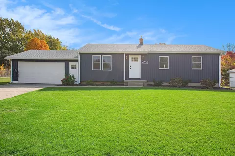 2852 Metry Ct NE, Grand Rapids, MI 49525