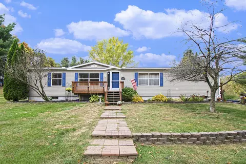 8350 Clear Lake Rd, Grass Lake, MI 49240