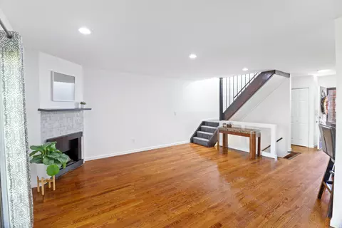 25024 Pendleton Dr, Southfield, MI 48034