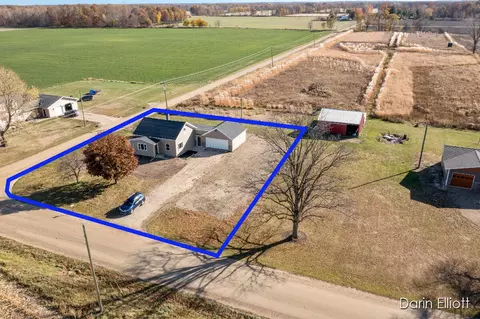 14009 W Maple Rapids Rd, Fowler, MI 48835