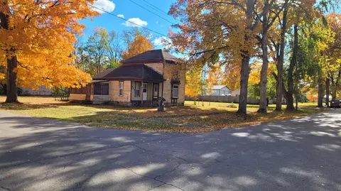 507 S A Ave, Athens, MI 49011