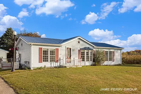 689 E Beardsley Rd, Sheridan, MI 48884 photo 24