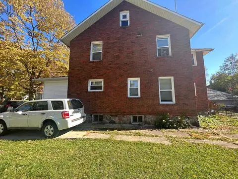 509 W Biddle St, Jackson, MI 49203 photo 4