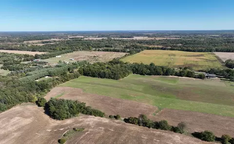 V/l 24.7a Leach Road, Dowagiac, MI 49047