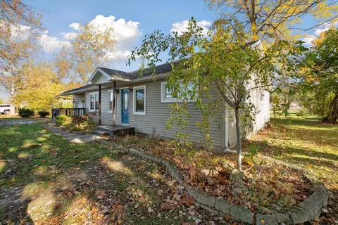 1906 Heiss Rd, Monroe, MI 48162 photo 4