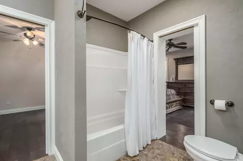 Bath - 6650 N 39th St, Augusta, MI 49012 photo 5 of 5