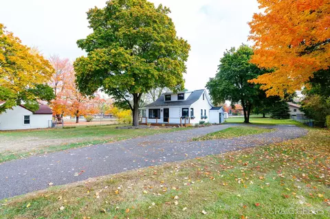 3952 Canal Ave SW, Grandville, MI 49418