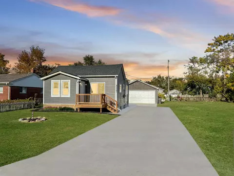 42461 N Walnut St, Clinton Twp, MI 48036