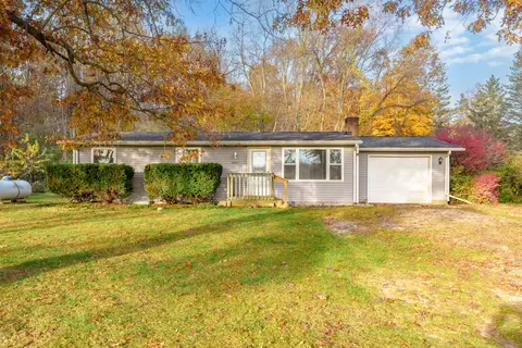 14937 22 12 Mile Rd, Marshall, MI 49068