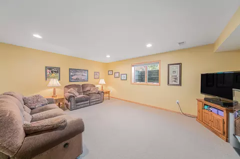 751 Breconshire Dr, Saline, MI 48176 photo 26