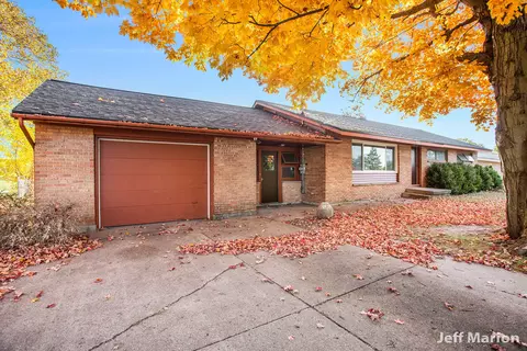 1828 Leffingwell Ave NE, Grand Rapids, MI 49525