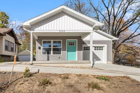 333 Florence Ct NE, Grand Rapids, MI 49505