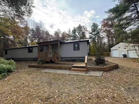 5818 Meeuwenberg Dr, Twin Lake, MI 49457