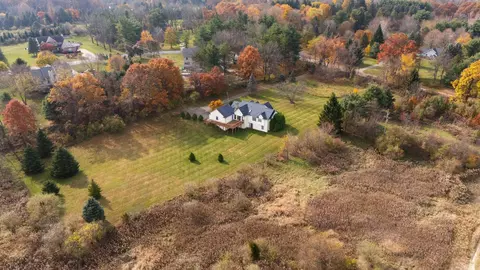 1027 Taylor Rd, Brighton, MI 48114 photo 49