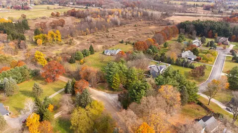 1027 Taylor Rd, Brighton, MI 48114 photo 38