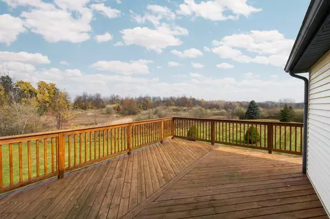 1027 Taylor Rd, Brighton, MI 48114 photo 36