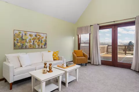 1027 Taylor Rd, Brighton, MI 48114 photo 14
