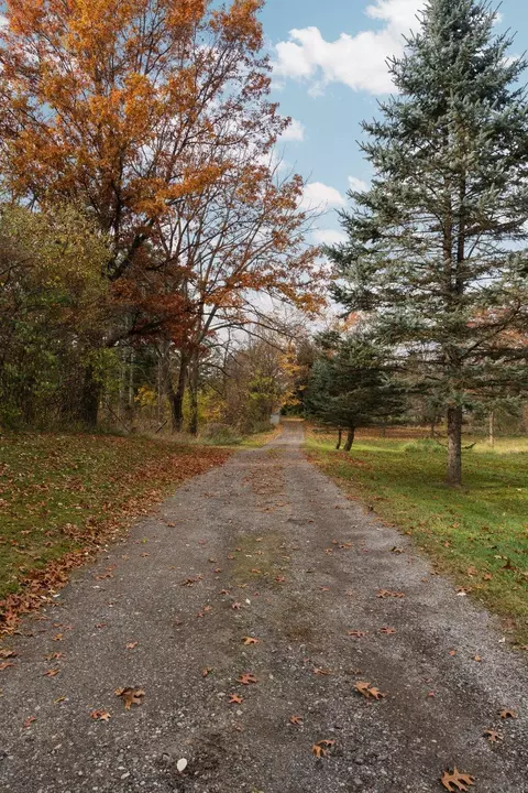 1027 Taylor Rd, Brighton, MI 48114 photo 40