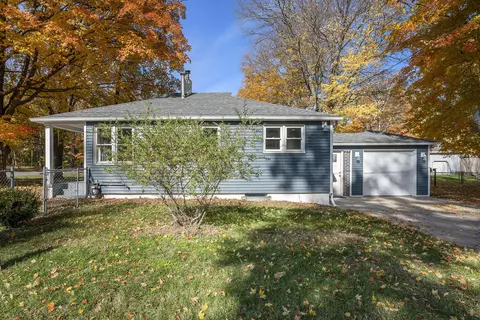 2235 N 5th St, Niles, MI 49120