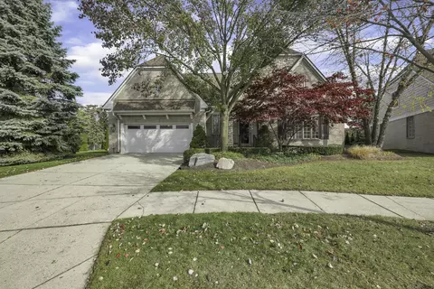 4173 Chatfield Ln, Troy, MI 48098 photo 3