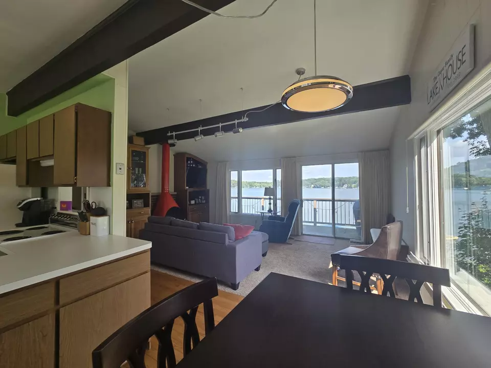  1212 Dockside Dr, Grass Lake, MI 49240 photo 6