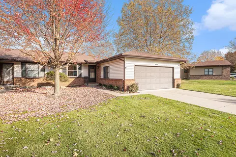 2053 Ter Van Dr NE, Grand Rapids, MI 49505