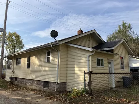 116 Avondale Ave, Jackson, MI 49203 photo 4