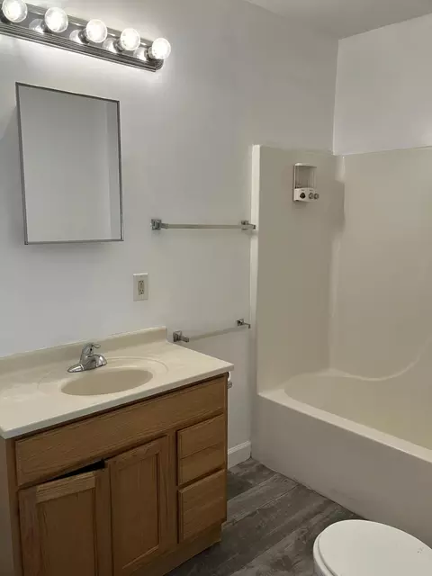 116 Avondale Ave, Jackson, MI 49203 photo 13