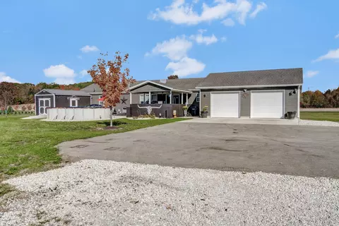 76 4th St, Plainwell, MI 49080 photo 31