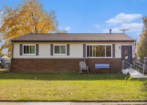 2328 Brooktree Ct, Ypsilanti, MI 48198