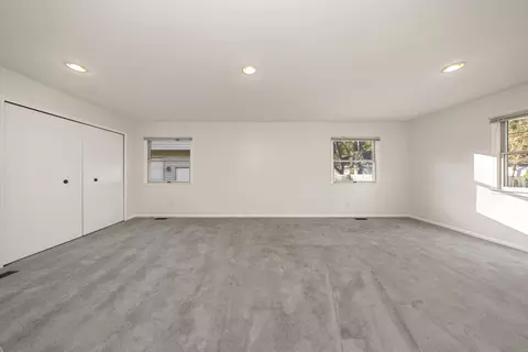 23091 Ithaca St, Oak Park, MI 48237 photo 16