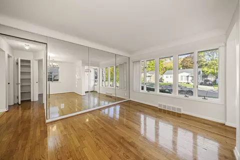 23091 Ithaca St, Oak Park, MI 48237 photo 7