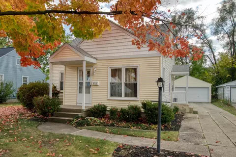 858 Marcia St SW, Wyoming, MI 49509