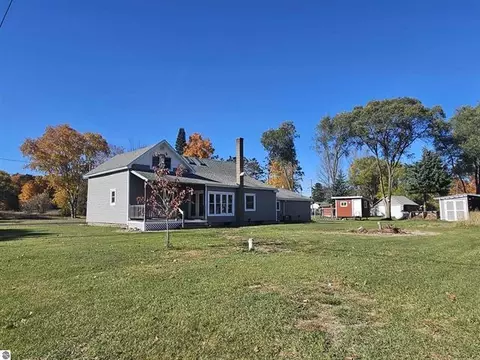 218 Boon St, Boon, MI 49618 photo 6
