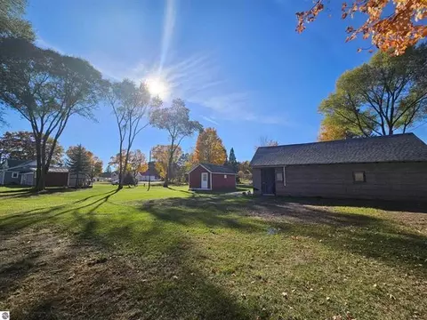 218 Boon St, Boon, MI 49618 photo 8
