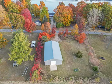 391 Dickerson Vw SW, Stanton, MI 48888 photo 44