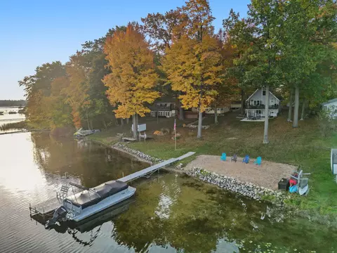 391 Dickerson Vw SW, Stanton, MI 48888 photo 37