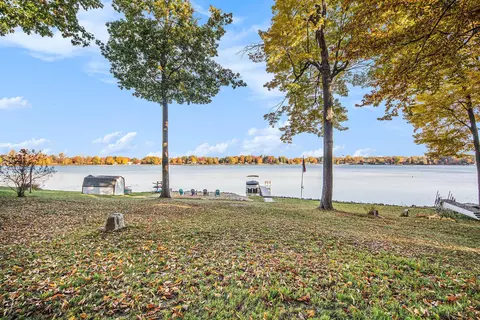 391 Dickerson Vw SW, Stanton, MI 48888 photo 32