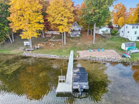 391 Dickerson Vw SW, Stanton, MI 48888