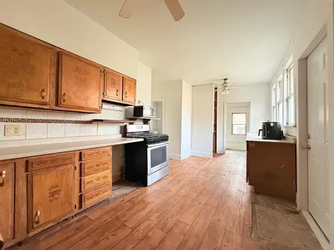 101 E Wayne St, Dowagiac, MI 49047 photo 8
