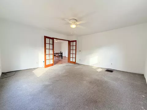 101 E Wayne St, Dowagiac, MI 49047 photo 6