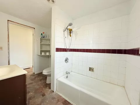 101 E Wayne St, Dowagiac, MI 49047 photo 11