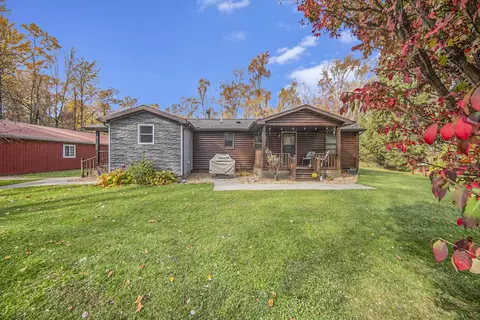 10400 Reynolds Rd, Horton, MI 49246