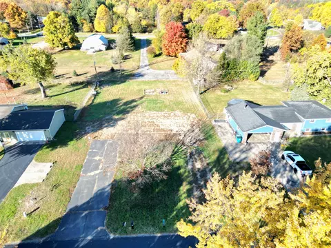 35789 Margurite Ln, Paw Paw, MI 49079