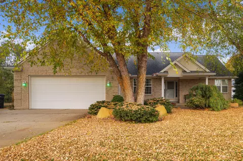 4548 Serry Dr, Caledonia, MI 49316