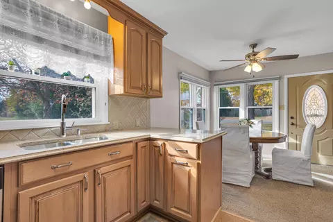 3203 Hoyer Rd, Jackson, MI 49201 photo 6