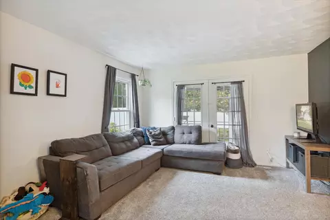 607 Tulip Ln, Three Rivers, MI 49093 photo 8