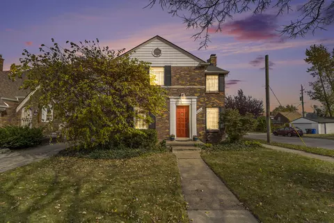 6104 Bishop St, Detroit, MI 48224